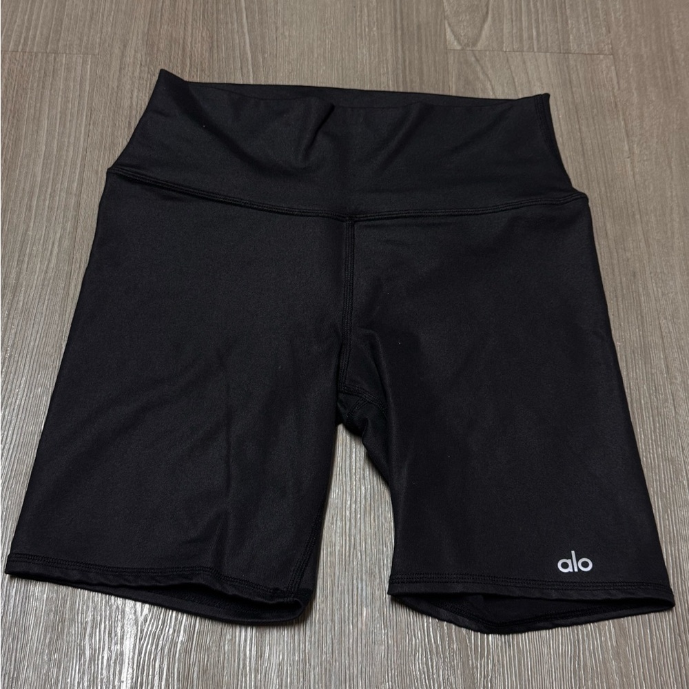 ALO Yoga Women's Classic Black Bike Shorts
